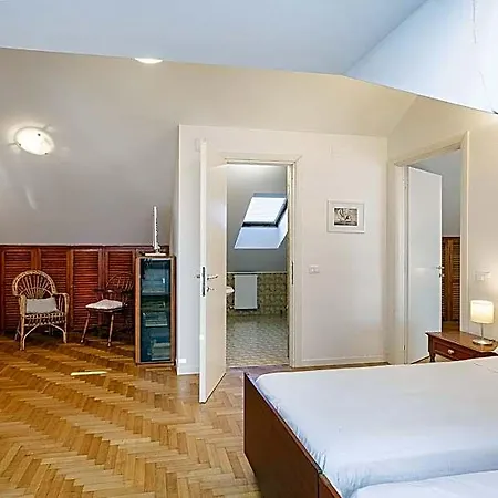 Seaview With Garden In By Wonderful Italy Szálloda 4*