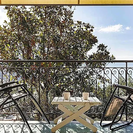 Seaview With Garden In By Wonderful Italy Hotel 4*
